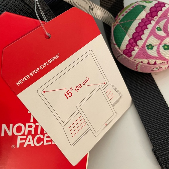 North face backpack - Picture 6 of 8